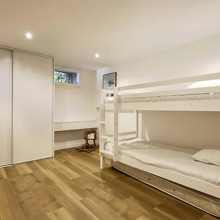 Дом отдыха Maison Avec Jardin Et Terrasses, A 10 Min De La Plage, 6 Ch, 12 Pers, Wifi, Proche Commerces - Fr-1-433-122