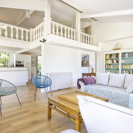 Maison Avec Jardin Et Terrasses, A 10 Min De La Plage, 6 Ch, 12 Pers, Wifi, Proche Commerces - Fr-1-433-122