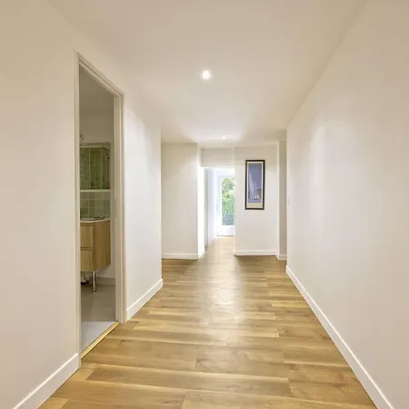 Maison Avec Jardin Et Terrasses, A 10 Min De La Plage, 6 Ch, 12 Pers, Wifi, Proche Commerces - Fr-1-433-122