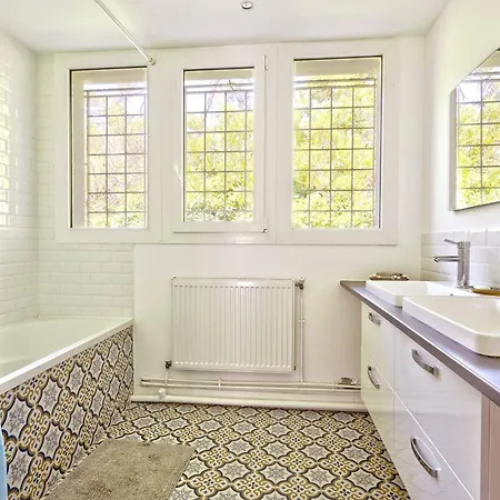Maison Avec Jardin Et Terrasses, A 10 Min De La Plage, 6 Ch, 12 Pers, Wifi, Proche Commerces - Fr-1-433-122 * Arcachon