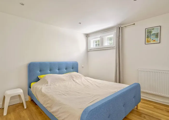 Maison Avec Jardin Et Terrasses, A 10 Min De La Plage, 6 Ch, 12 Pers, Wifi, Proche Commerces - Fr-1-433-122 *